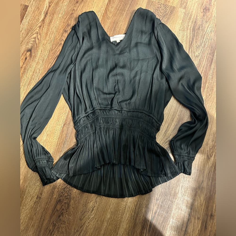 Size~M Color~ Black